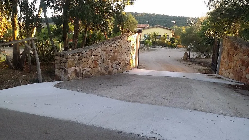 فندق ساساريفي  Agriturismo Sa Pedra مزرعة للإقامة ساساري