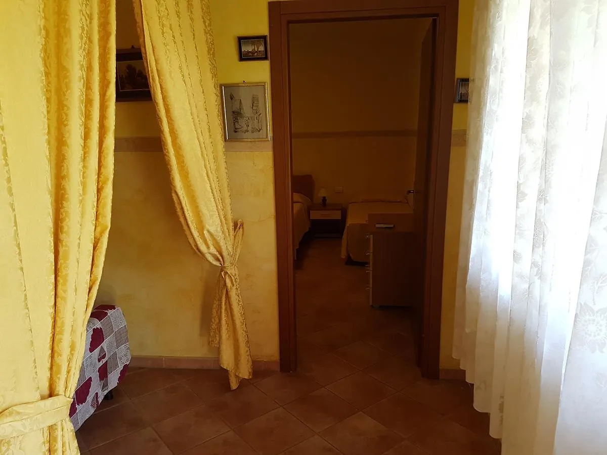 فندق ساساريفي  Agriturismo Sa Pedra 0*, ساساري